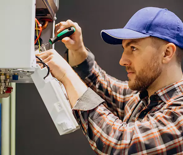 Expert Tankless Water Heater Plumber in Lindenhurst, NY