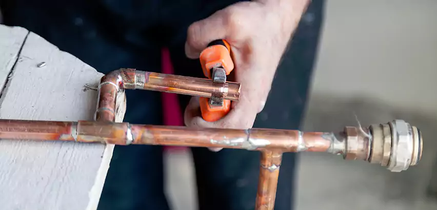 Professional Copper Pipe Leak Repair Services in Lindenhurst, NY