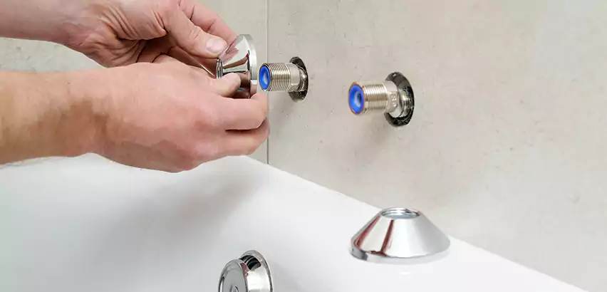 Bathtub Faucet Diverter Replacement in Lindenhurst